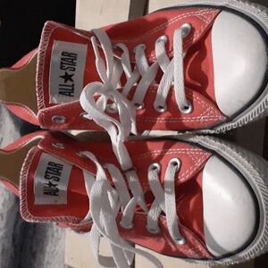 Pink converse